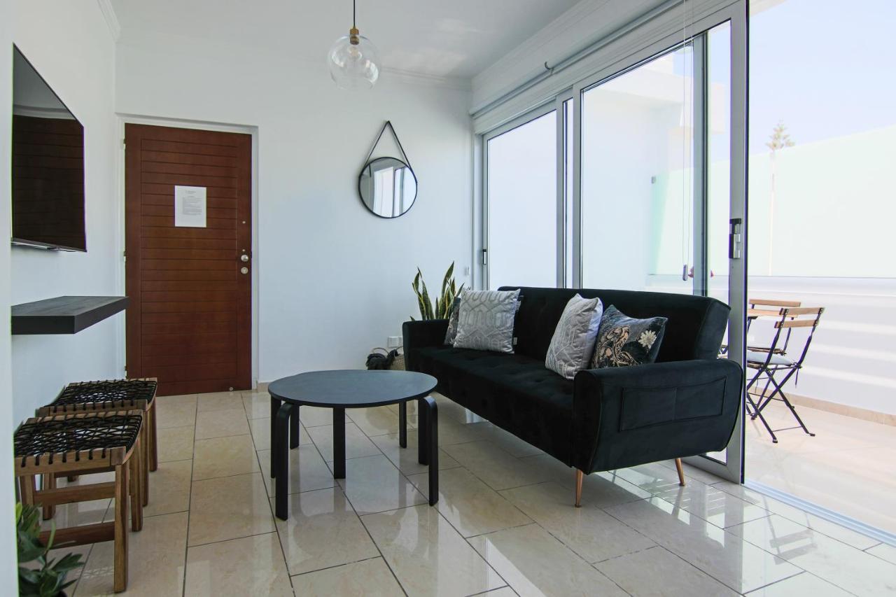 Phaedrus Living: Seaside Luxury Flat Lighthouse 62 Apartment Paphos Exterior foto