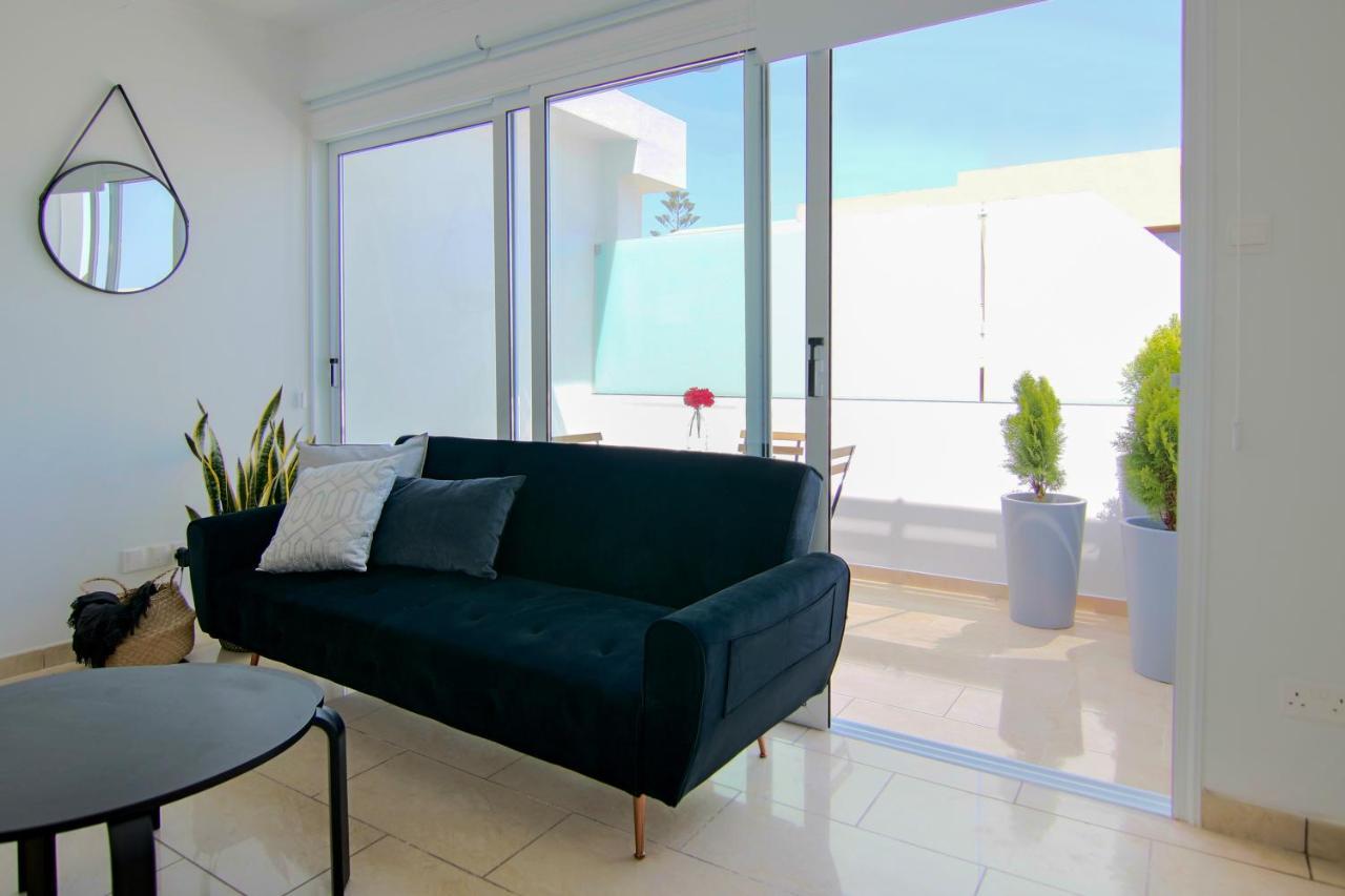 Phaedrus Living: Seaside Luxury Flat Lighthouse 62 Apartment Paphos Exterior foto