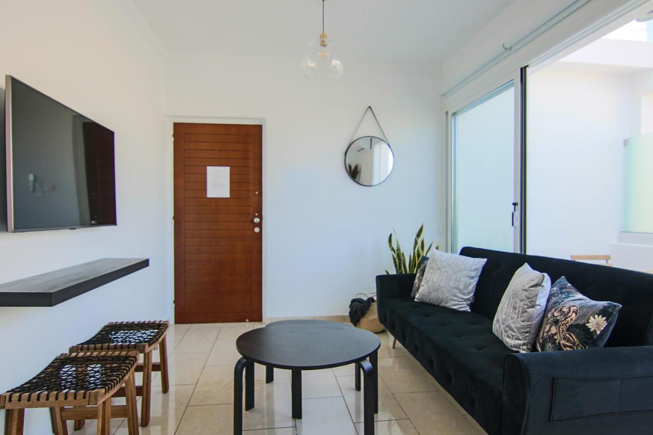 Phaedrus Living: Seaside Luxury Flat Lighthouse 62 Apartment Paphos Exterior foto