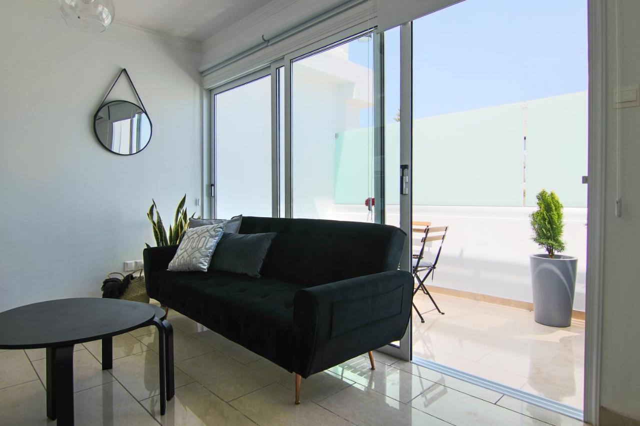 Phaedrus Living: Seaside Luxury Flat Lighthouse 62 Apartment Paphos Exterior foto